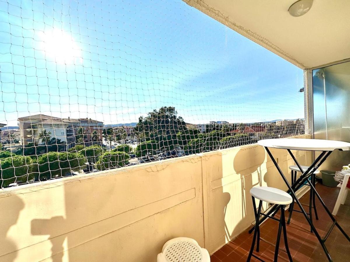 - Port Appartement Fréjus